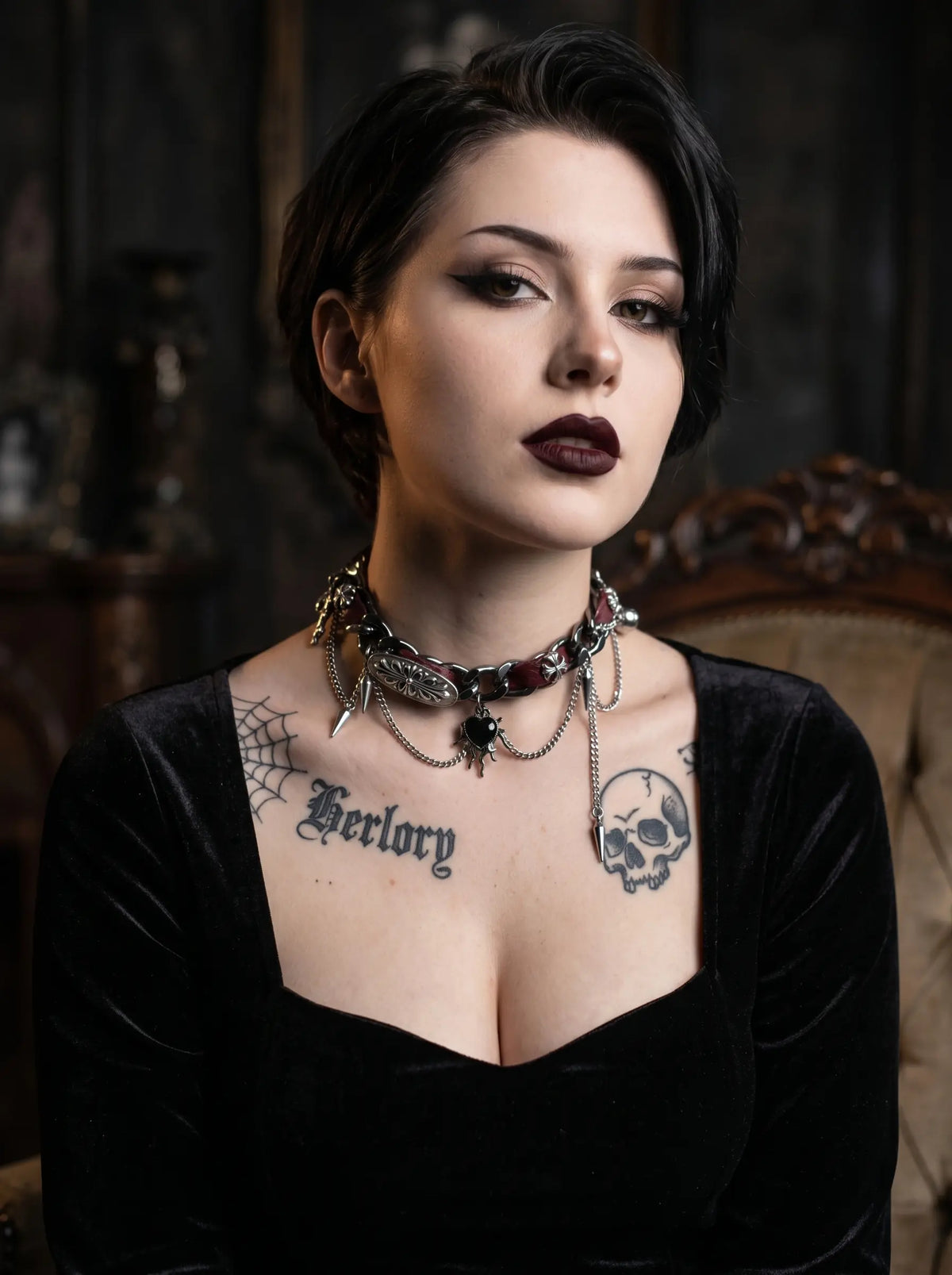 Punk Thorn Heart Choker image 8