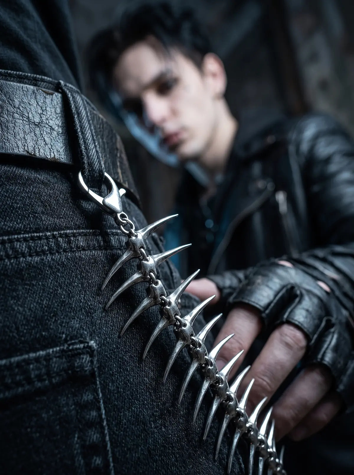 Razor Spine Punk Pants Chain image 6