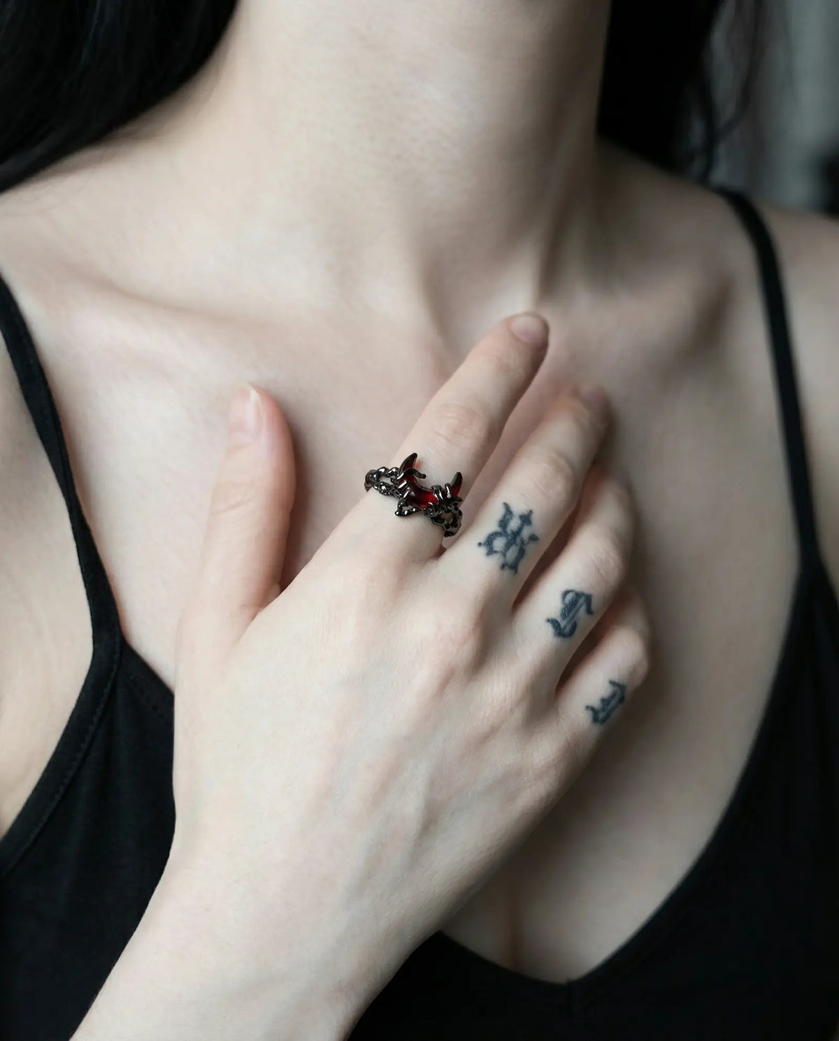 Blood Moon Talon Ring image 2