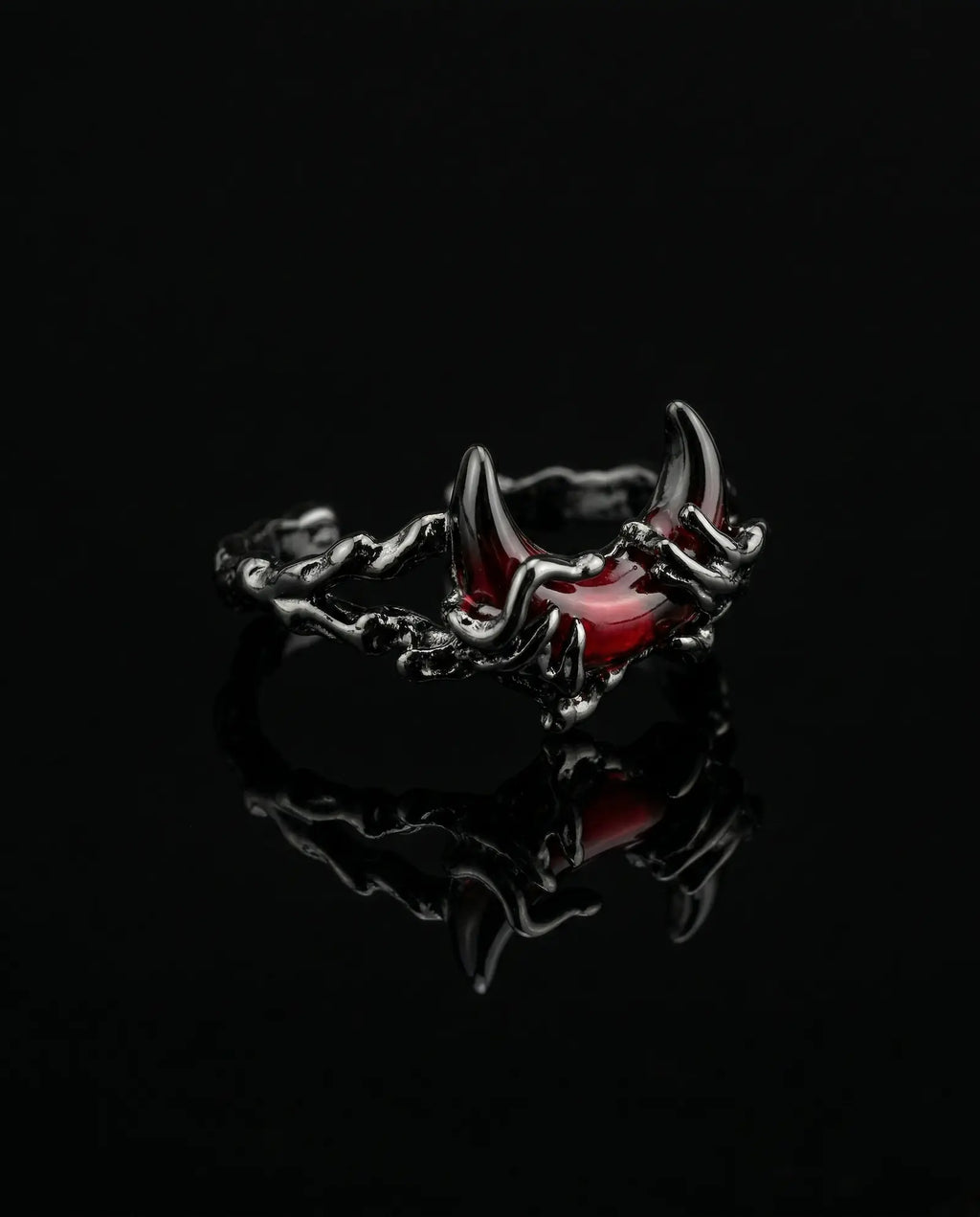 Blood Moon Talon Ring image 0
